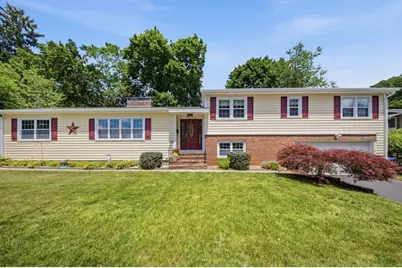 494 Laurel St, Manchester, NH 03103 - Photo 1