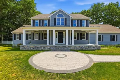 26 Mayflower Dr, Mansfield, MA 02048 - Photo 1