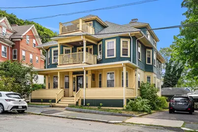 7 Pierce Ave #4, Beverly, MA 01915 - Photo 1