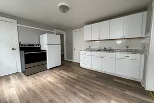 35 High St, Haverhill, MA 01832 - Photo 1
