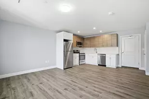 632 Centre St, Boston, MA 02139 - Photo 1