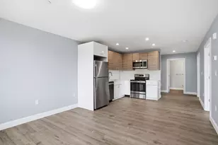 632 Centre St, Boston, MA 02139 - Photo 1