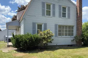 22 Bacon St, Oxford, MA 01540 - Photo 1