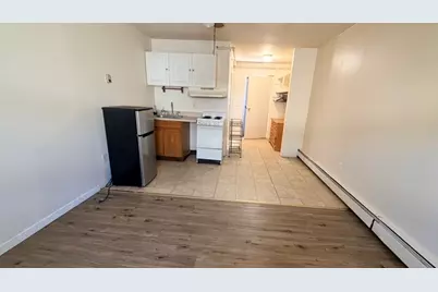 4 Mill St #5, Peabody, MA 01960 - Photo 1