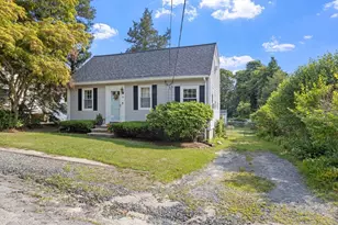 10 Cleveland Ave, Wareham, MA 02532 - Photo 1