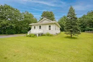 321 Main St, Townsend, MA 01469 - Photo 1