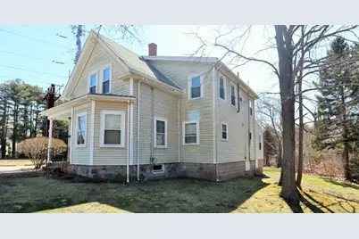 161 Matfield St #1A, West Bridgewater, MA 02324 - Photo 1