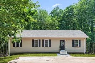 87 Murray Rd, Ashburnham, MA 01430 - Photo 1