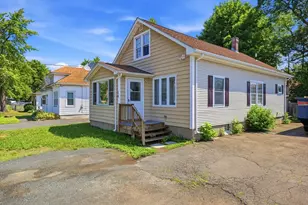 15 Rhodes, Agawam, MA 01030 - Photo 1