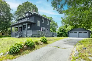 20 Grover St, Beverly, MA 01915 - Photo 1