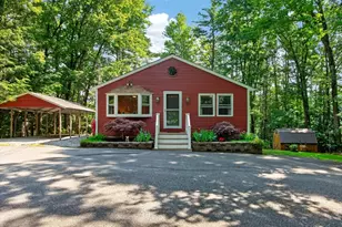 20 Iroquois Ave, Hubbardston, MA 01452 - Photo 1