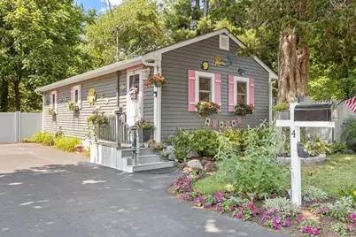 4 Cole St, Kingston, MA 02364 - Photo 1