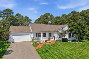 10 Dana Ct, Plymouth, MA 02360 - Photo 1