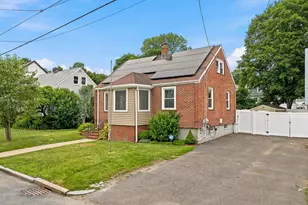 32 North Mountain, Melrose, MA 02176 - Photo 1
