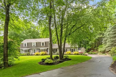 280 Quinapoxet St, Holden, MA 01522 - Photo 1