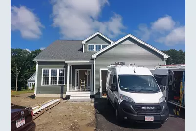 17C Crownshield #17C, Uxbridge, MA 01569 - Photo 1