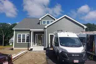 17C Crownshield, Uxbridge, MA 01569 - Photo 1