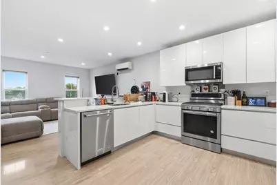 145 Newbury Avenue #18, Quincy, MA 02171 - Photo 1