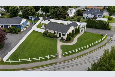 15 Riverside Ct, Norwood, MA 02062 - Photo 1