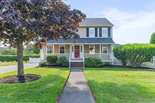 29 Wright Cir, Attleboro, MA 02703 - Photo 1