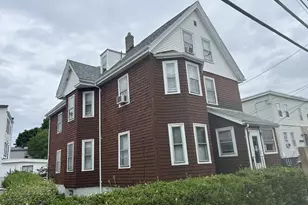33 Nichols St, Everett, MA 02149 - Photo 1
