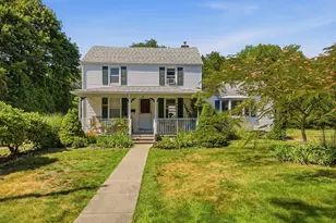 22 Hathaway Rd, Dartmouth, MA 02747 - Photo 1