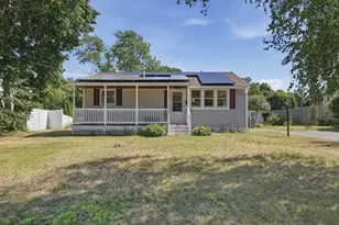 172 Bedford Rd, Woburn, MA 01801 - Photo 1