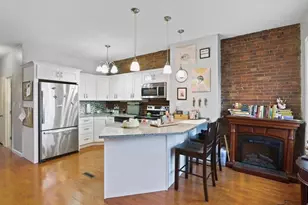 166 F St, Boston, MA 02127 - Photo 1