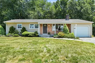 195 Murphy Ln, Chicopee, MA 01020 - Photo 1
