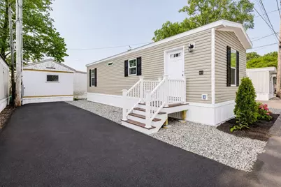 1346 Newport Ave #B5, Attleboro, MA 02703 - Photo 1