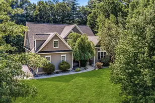 17 Bissonnette Cir, Southampton, MA 01073 - Photo 1