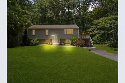 877 Federal Furnace Road, Plymouth, MA 02360 - Photo 1