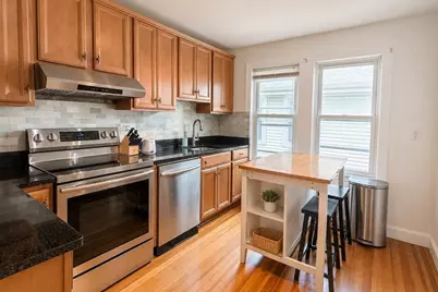 7-9 Hammond Ct #2, Quincy, MA 02169 - Photo 1
