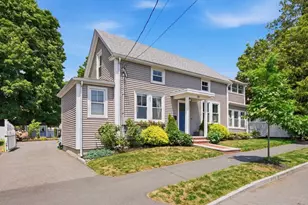 33 Bryant St, Wakefield, MA 01880 - Photo 1