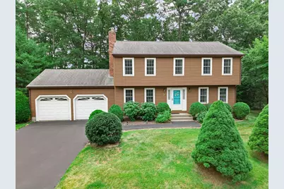 7 Hazeltine Rd, Upton, MA 01568 - Photo 1