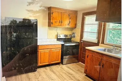 4 North #5, Agawam, MA 01001 - Photo 1