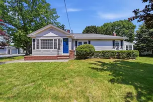 16 Baremeadow St, Methuen, MA 01844 - Photo 1