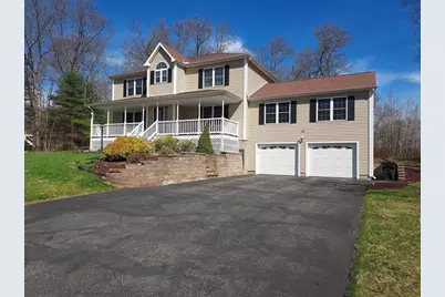 71 Eagle Dr, Dudley, MA 01571 - Photo 1