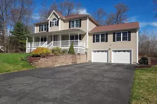 71 Eagle Dr, Dudley, MA 01571 - Photo 1