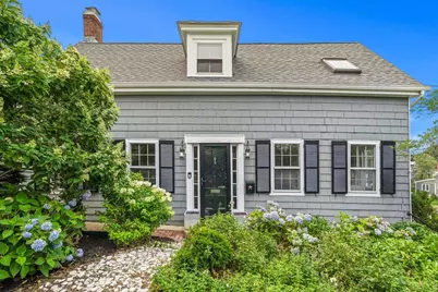 14 Linden Street, Marblehead, MA 01945 - Photo 1