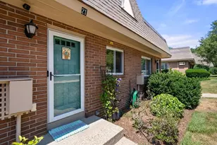 21 Walcott Valley Dr, Hopkinton, MA 01748 - Photo 1