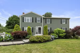 4 Raymond Cir, Peabody, MA 01960 - Photo 1