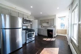 7 Cherry St, Lynn, MA 01902 - Photo 1