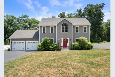 31 Brookside Dr, Douglas, MA 01516 - Photo 1