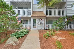 2403 Franklin Crossing Rd, Franklin, MA 02038 - Photo 1