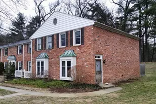 91 Yorktown Dr, Springfield, MA 01108 - Photo 1