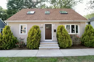 329 Bridge St, Dedham, MA 02026 - Photo 1