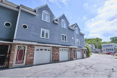 86 White St #C, Lowell, MA 01854 - Photo 1