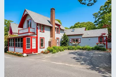 21 Butler Avenue #1, Oak Bluffs, MA 02557 - Photo 1
