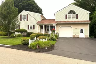 16 Mt View Ave, Auburn, MA 01501 - Photo 1